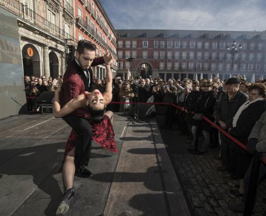 Plaza Mayor: también hubo espectáculos para mostrar la cultura argentina a turistas de todo el mundo