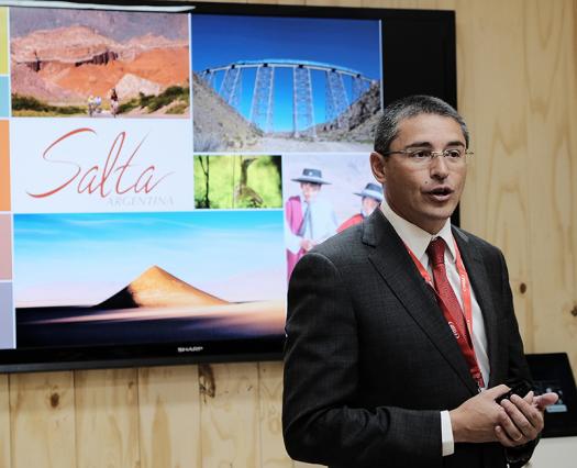 Presentamos los atractivos del país. En la foto: el ministro de Cultura y Turismo de Salta, Mariano Ovejero, en la presentación de la provincia