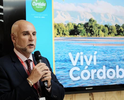 Presentamos los atractivos del país. En la foto: el presidente de la Agencia Córdoba Turismo, Julio Bañuelos, en la presentación de la provincia