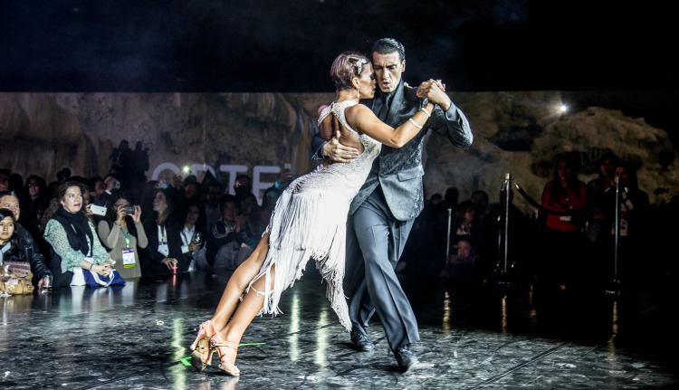 Show de tango en la Noche Argentina